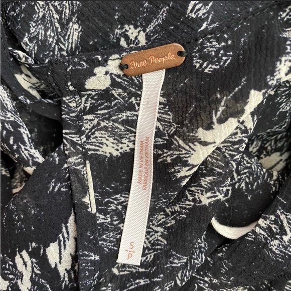 NWT: Free people dress - Picture 5 of 7